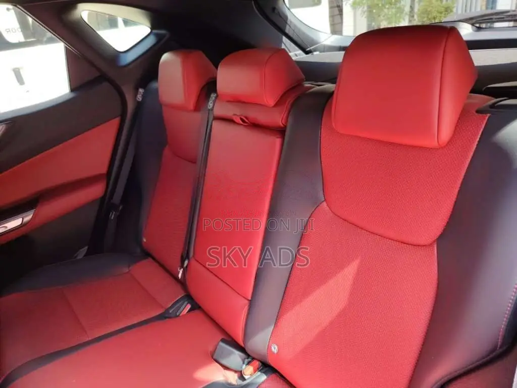Toyota Lexus NH350h 2025 SUV (Used)