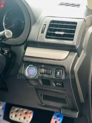 Subaru XV Hybrid 2014 SUV (Used)