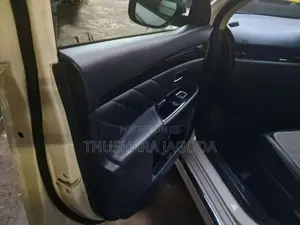 Mitsubishi Outlander PHEV 2015 SUV (Used)