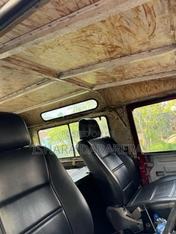 Land-Rover Defender 1976 SUV (Used)