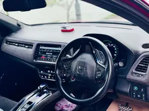 Honda Vezel RS Sensing 2016 SUV (Used)