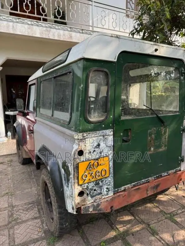 Land-Rover Defender 1976 SUV (Used)