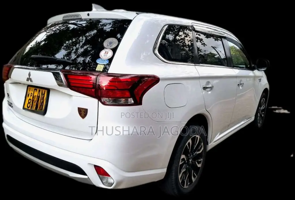 Mitsubishi Outlander PHEV 2015 SUV (Used)