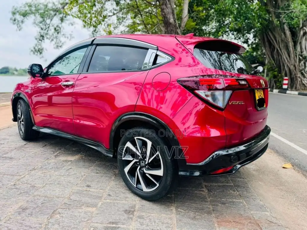 Honda Vezel RS Sensing 2016 SUV (Used)