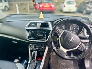 Suzuki SCROSS 2018 SUV (Used)