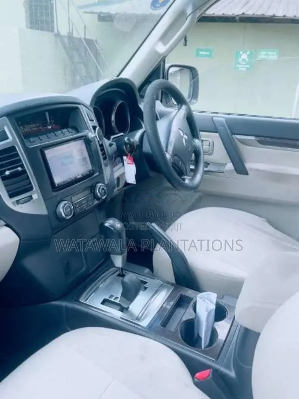 Mitsubishi Montero 2015 SUV (Used)
