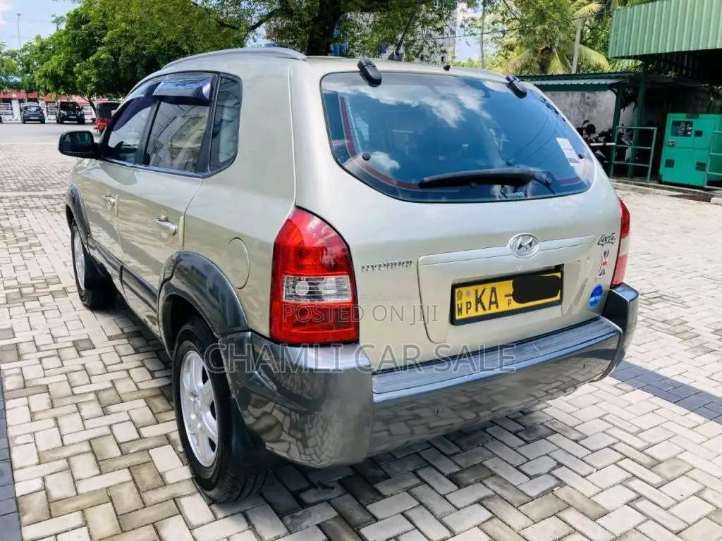 Hyundai Tucson 2006 SUV (Used)
