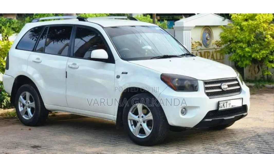 Mitsubishi Jonway A380 2012 SUV (Used)