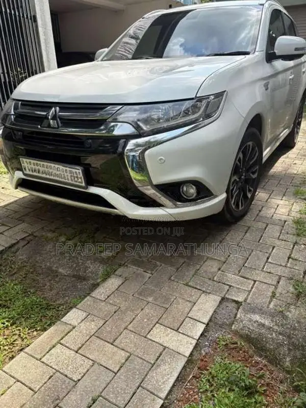 Mitsubishi Outlander 2015 SUV (Used)