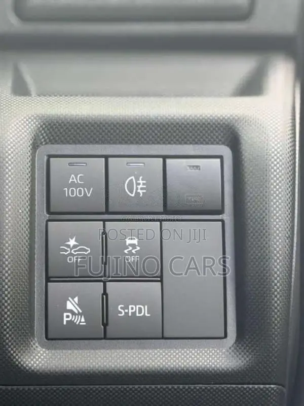 Daihatsu Rocky G HEV Premium 2025 SUV Unregistered (Recondition)