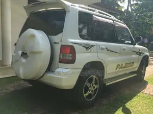 Mitsubishi Pajero 2000 SUV (Used)