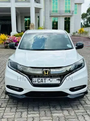 Honda Vezel Rs Sensing 2017 SUV (Used)
