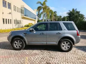 Land-Rover Freelander 2 2011 SUV (Used)