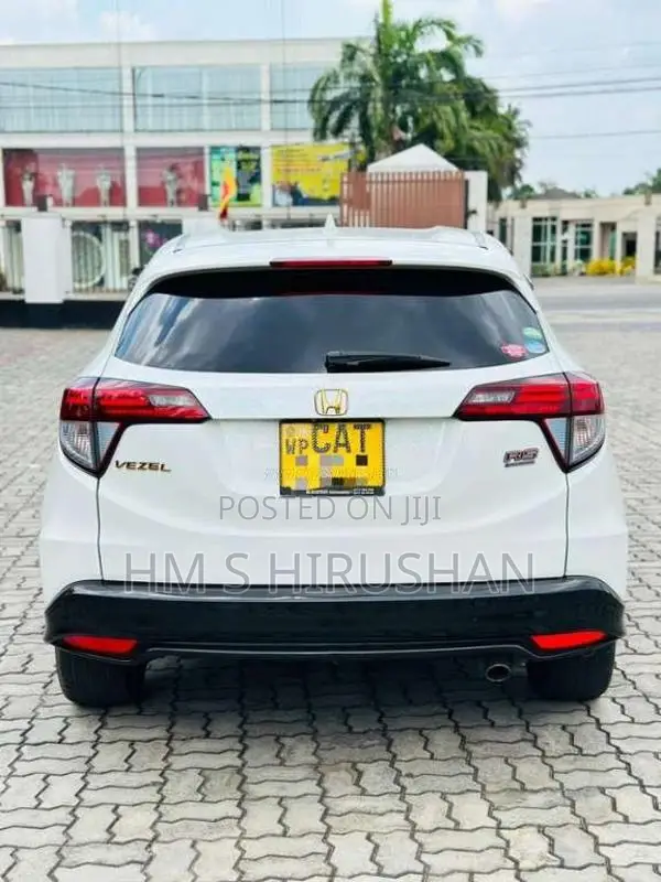 Honda Vezel Rs Sensing 2017 SUV (Used)