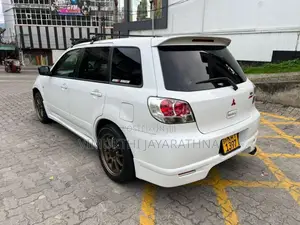 Mitsubishi Airtrek Outlander 2001 SUV (Used)