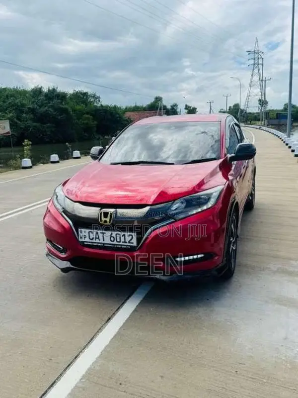 Honda Vezel Rs Sensing 2016 SUV (Used)