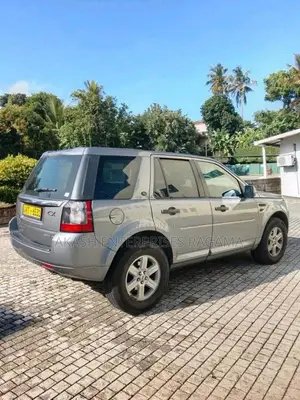 Land-Rover Freelander 2 2011 SUV (Used)