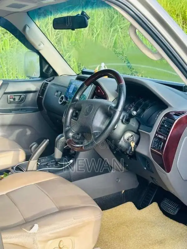 Mitsubishi Montero 2002 SUV (Used)