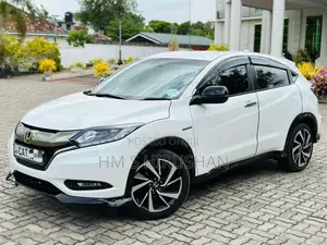 Honda Vezel Rs Sensing 2017 SUV (Used)