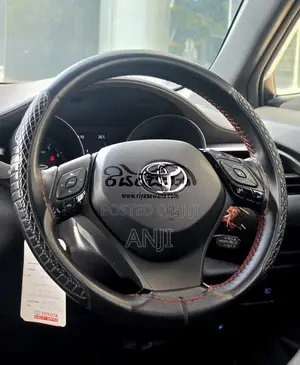 Toyota CHR 2019 SUV (Used)