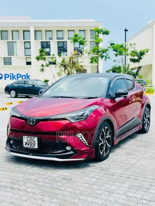 Toyota CHR NGX 10 2018 SUV (Used)