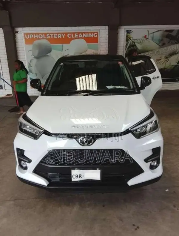 Toyota Raize Z Grade 2025 SUV (Used)