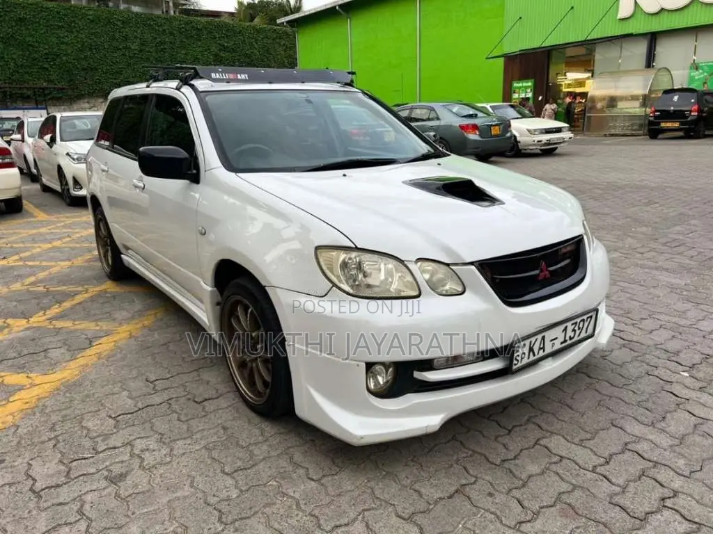 Mitsubishi Airtrek Outlander 2001 SUV (Used)