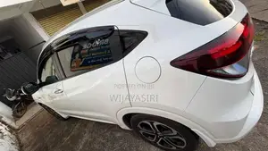 Honda Vezel 2014 SUV (Used)