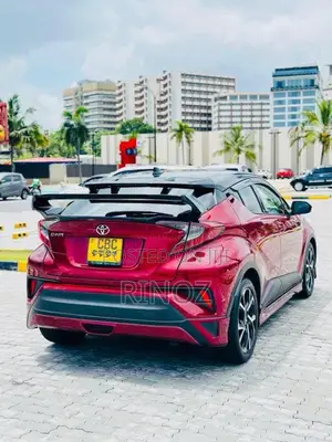 Toyota CHR NGX 10 2018 SUV (Used)