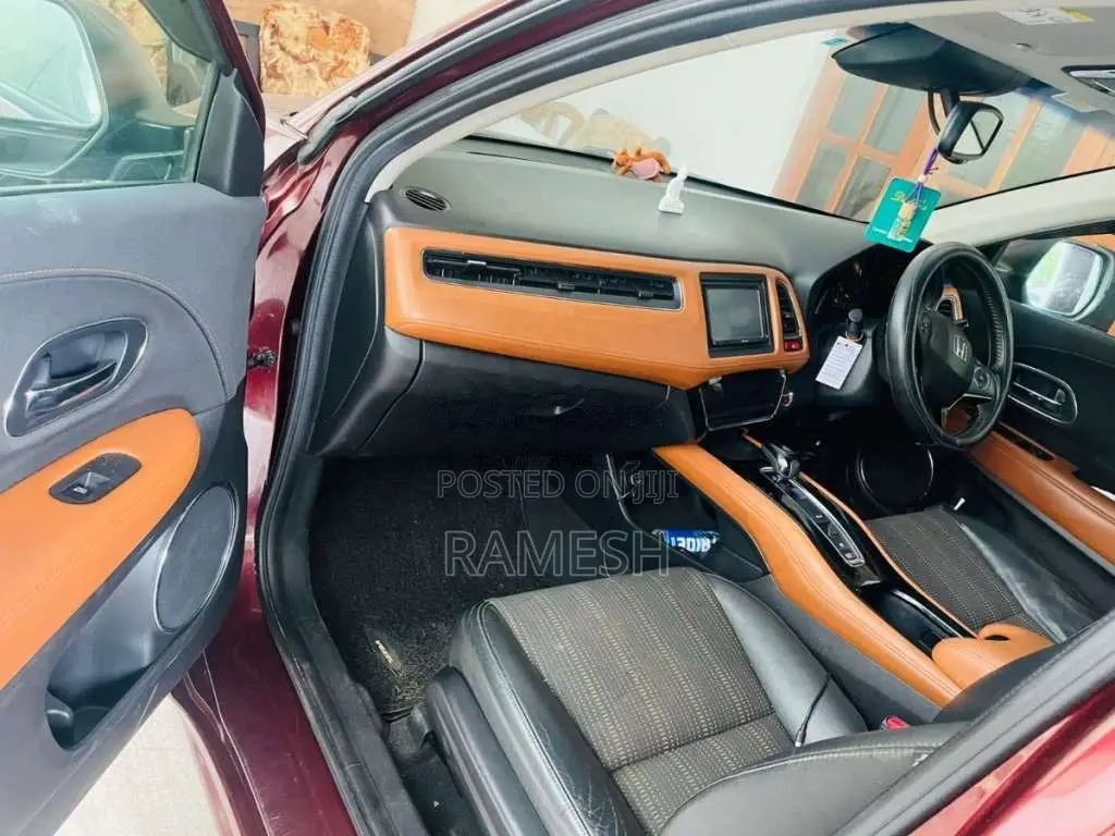 Honda Vezel 2015 SUV (Used)
