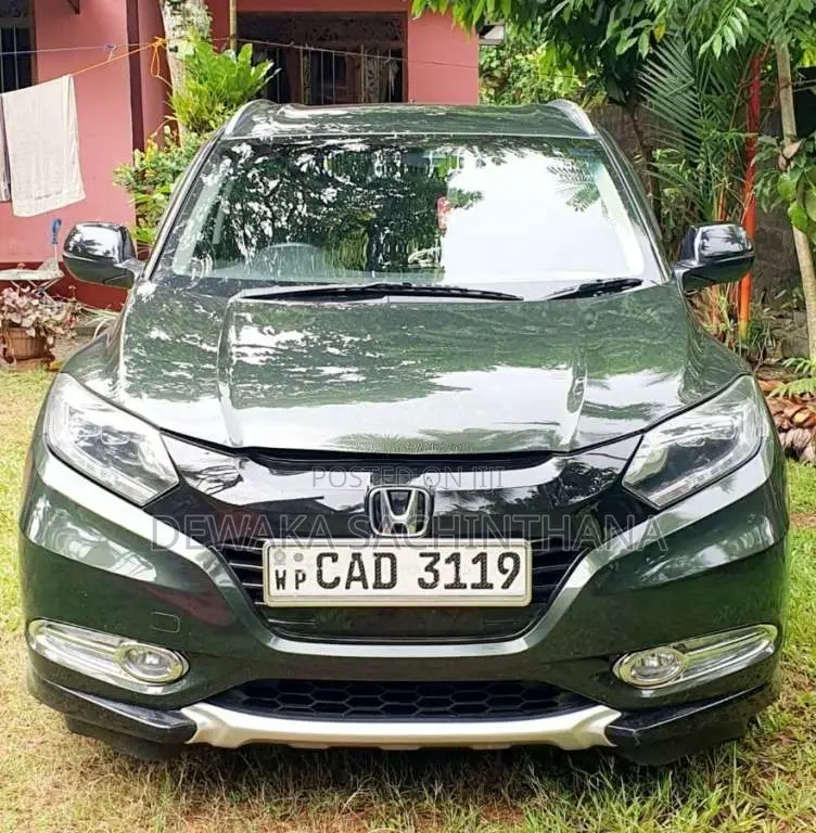 Honda Vezel 2013 SUV (Used)
