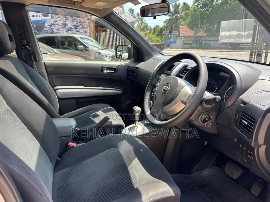 Nissan X-trail 2013 SUV (Used)