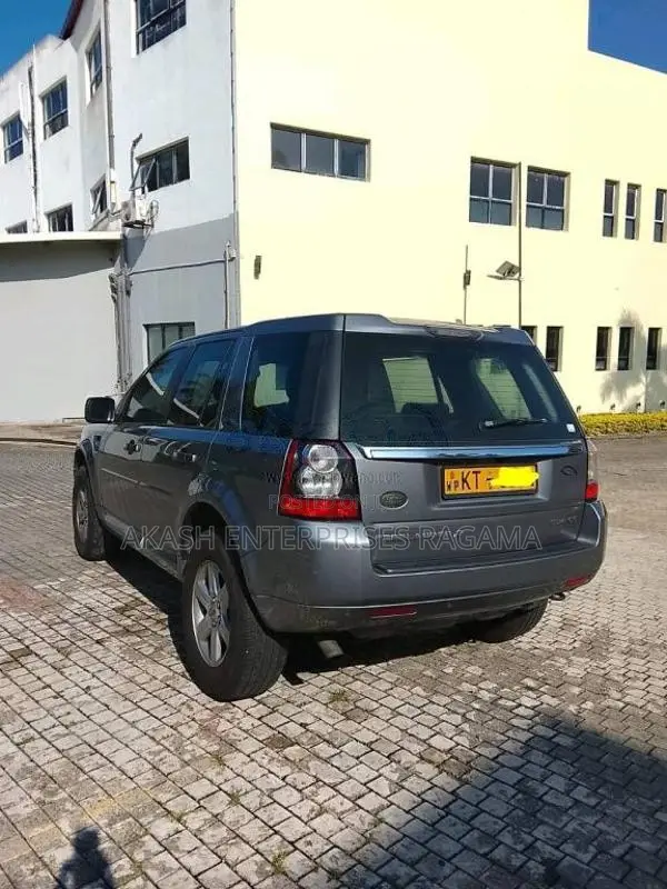 Land-Rover Freelander 2 2011 SUV (Used)