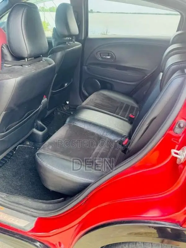 Honda Vezel Rs Sensing 2016 SUV (Used)
