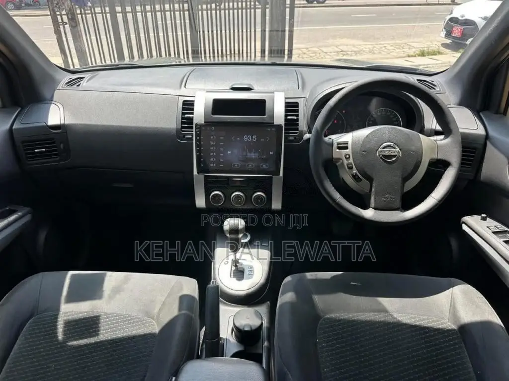 Nissan X-trail 2013 SUV (Used)