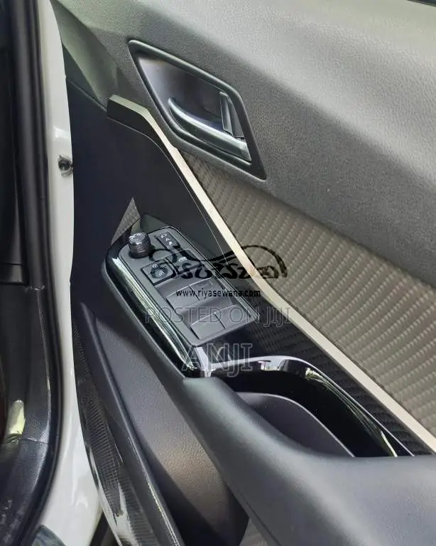Toyota CHR 2019 SUV (Used)