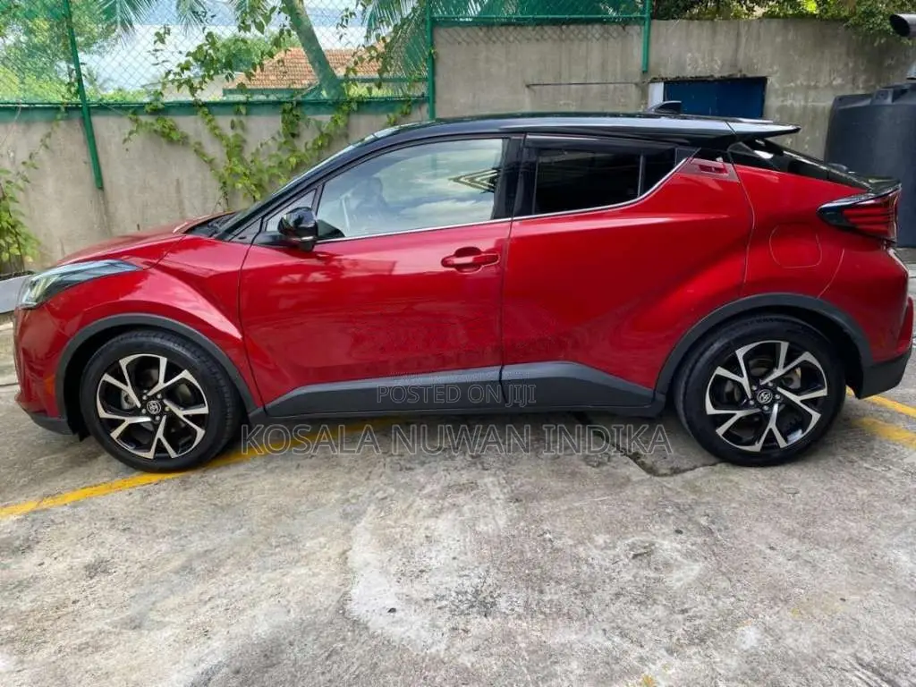 Toyota CHR 2020 SUV (Used)