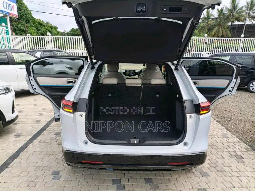 Honda Vezel Z PLAY 2026 SUV Brand New