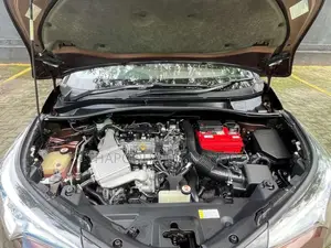 Toyota CHR 2016 SUV (Used)