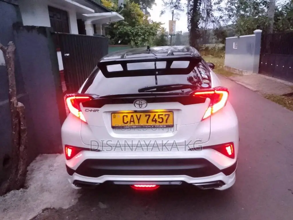 Toyota CHR NGX 50 2017 SUV (Used)