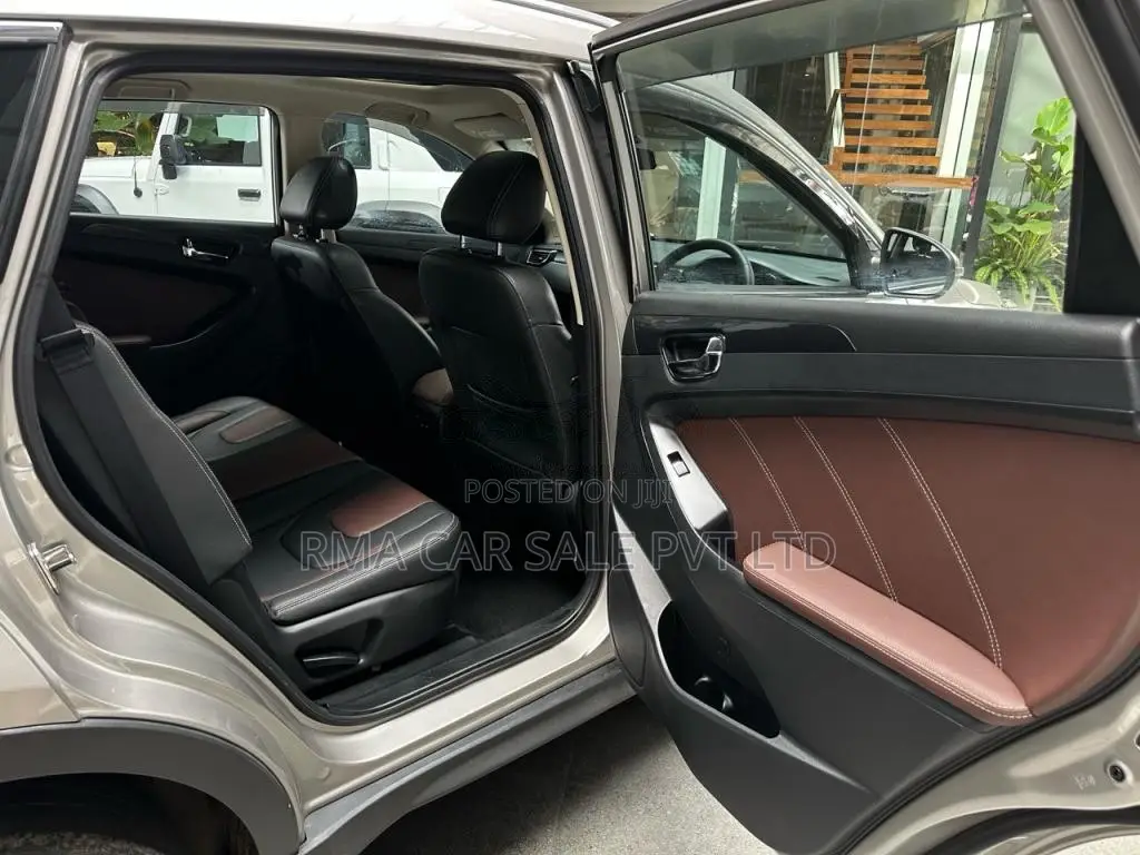 DFSK Glory 580 2021 SUV (Used)