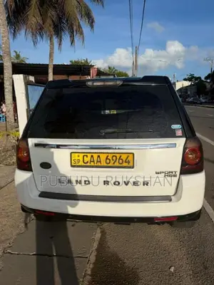 Land-Rover Freelander 2 2014 SUV (Used)