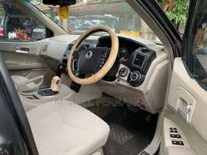 Micro Kyron 2008 SUV (Used)