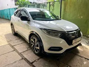 Honda Vezel 2018 SUV (Used)