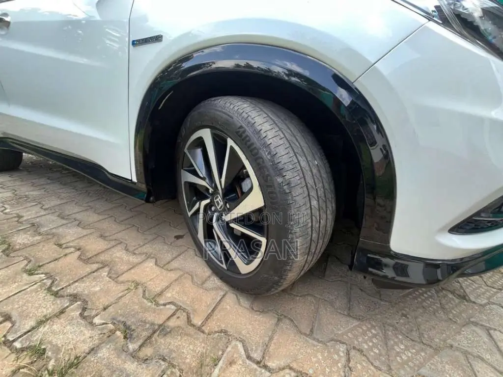 Honda Vezel 2018 SUV (Used)