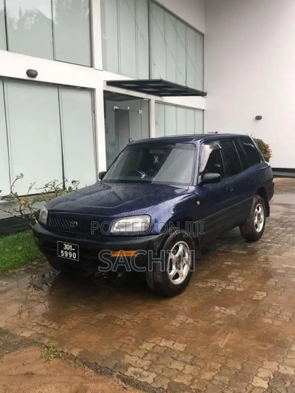 Toyota RAV4 1996 SUV (Used)