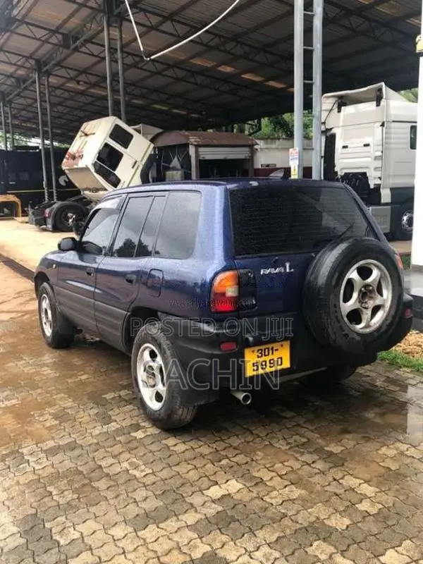 Toyota RAV4 1996 SUV (Used)