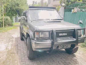 Isuzu Bighorn 1987 SUV (Used)