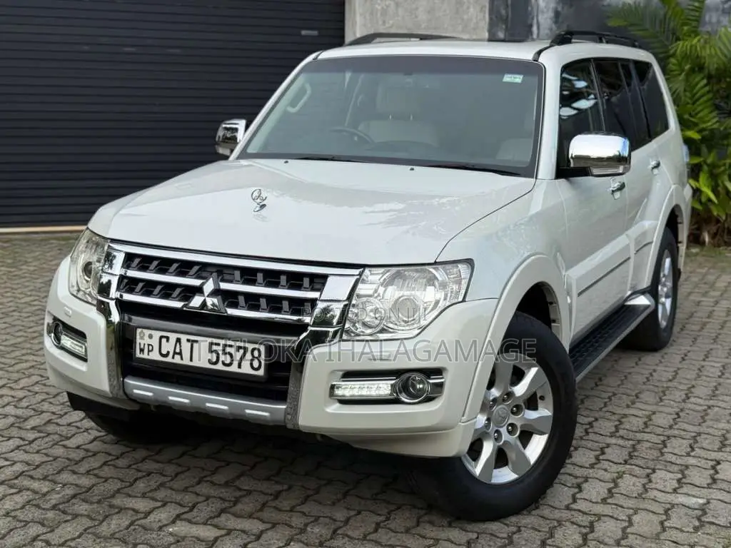 Mitsubishi Montero 2017 SUV (Used)