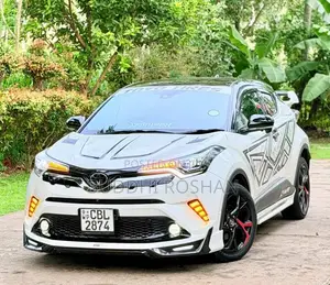 Toyota CHR NGX50 2018 SUV (Used)